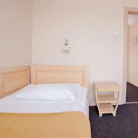 Otel Rija Tia