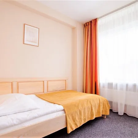 Otel Rija Tia 3*